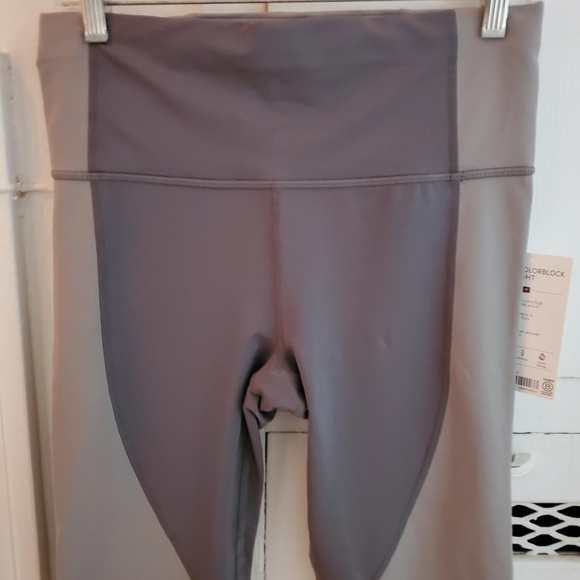 Athleta spar colorblock 7/8 tight - NWT - Picture 5 of 6